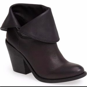 Lucky Brand black bootie
